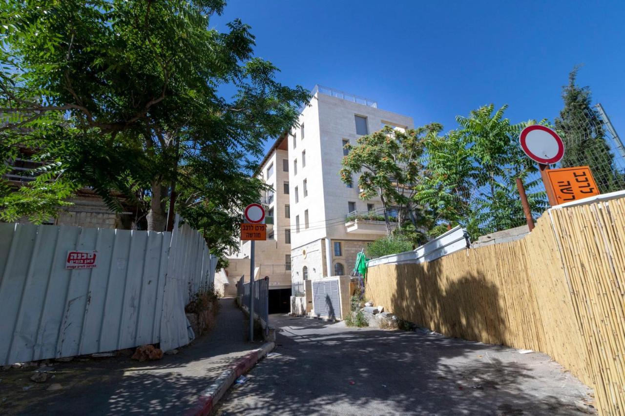 The Haneviim Suites - Isrentals Yerusalem Bagian luar foto