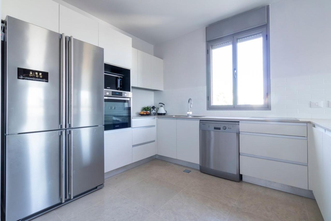 The Haneviim Suites - Isrentals Yerusalem Bagian luar foto