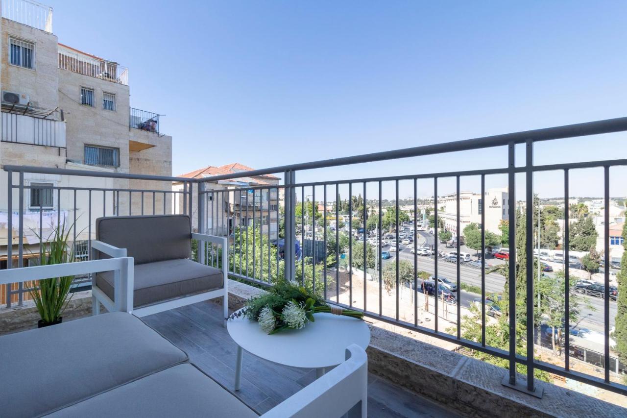 The Haneviim Suites - Isrentals Yerusalem Bagian luar foto