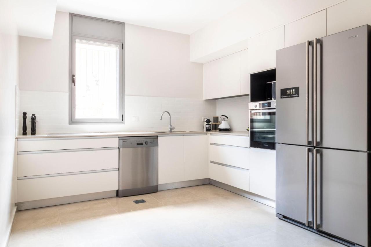 The Haneviim Suites - Isrentals Yerusalem Bagian luar foto