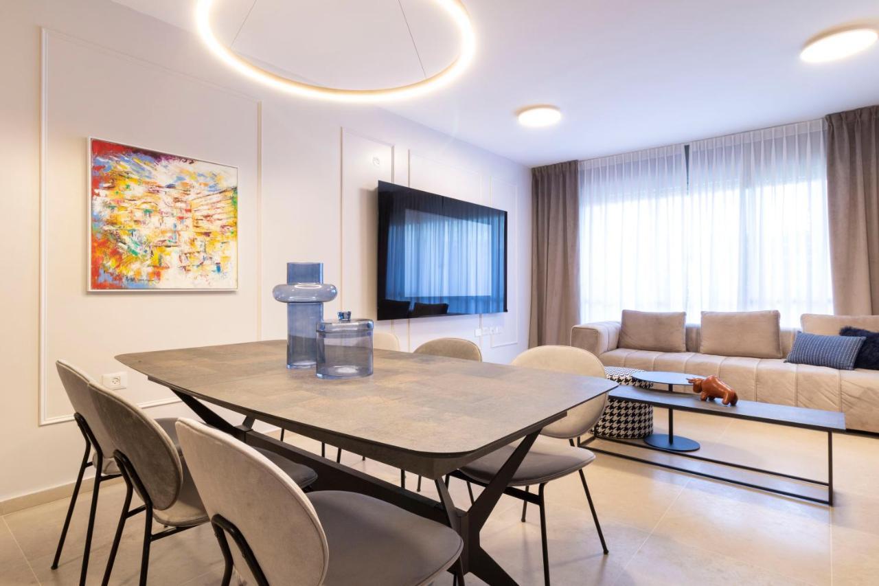 The Haneviim Suites - Isrentals Yerusalem Bagian luar foto