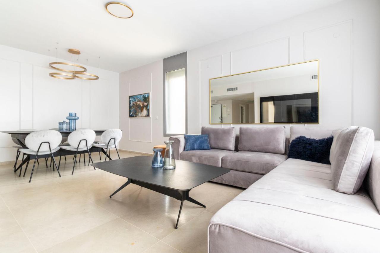 The Haneviim Suites - Isrentals Yerusalem Bagian luar foto
