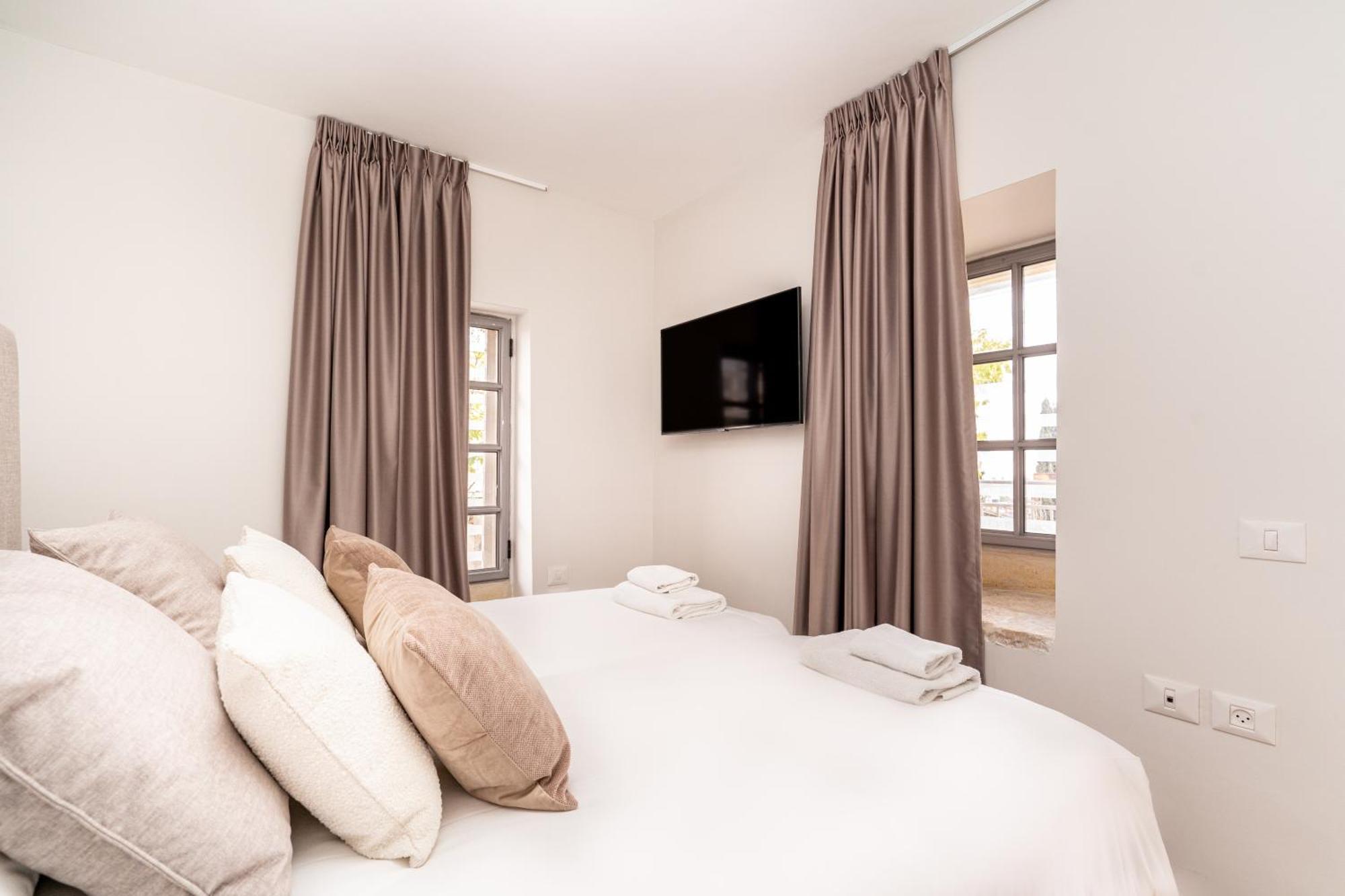 The Haneviim Suites - Isrentals Yerusalem Bagian luar foto